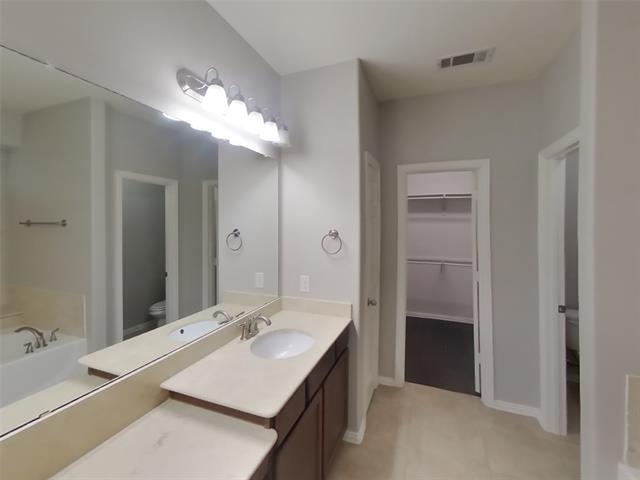 Building Photo - 5024 Kestrel Dr