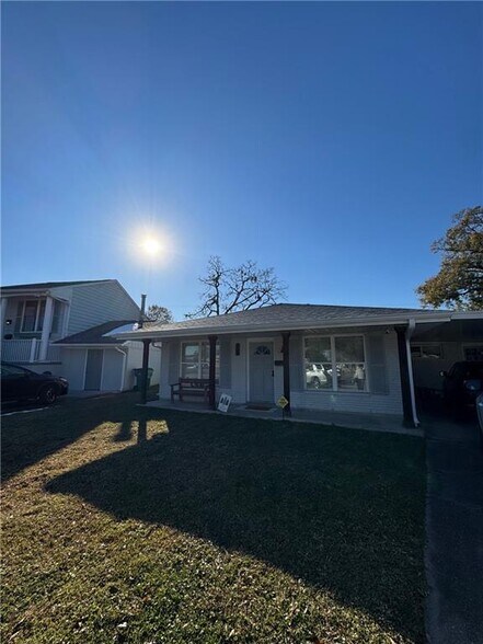 Building Photo - 23 Fairlane Dr