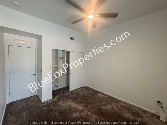 Building Photo - 1820 S Poetry Ln