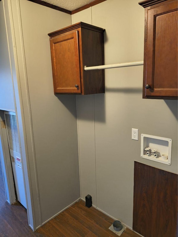 Building Photo - 55 Locust St