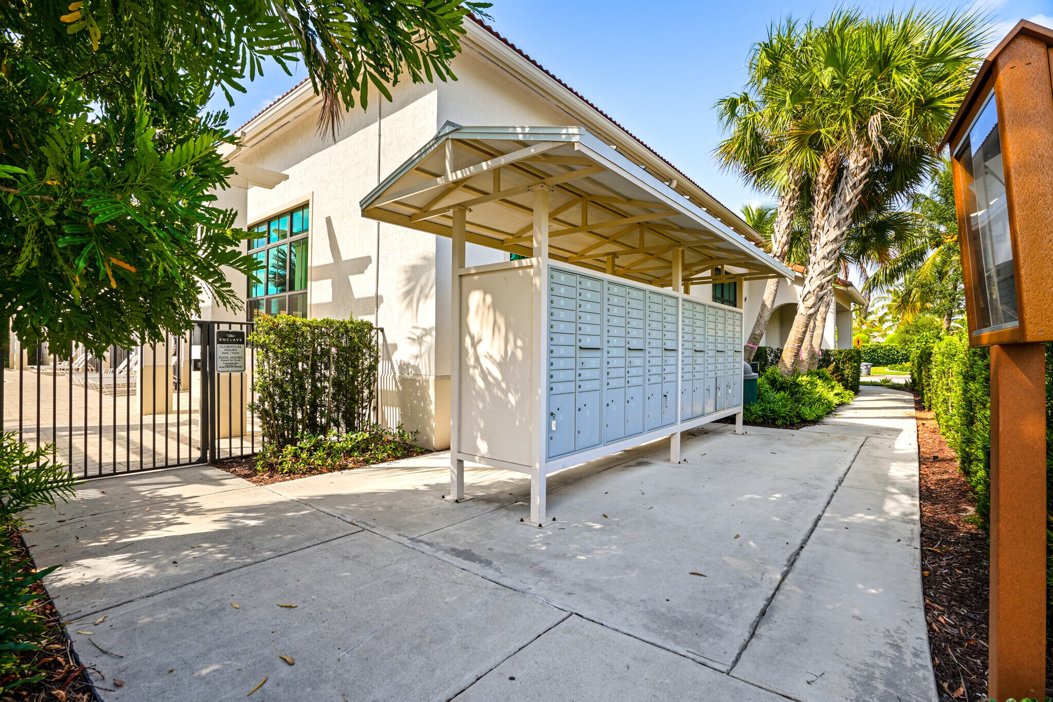 Building Photo - 10103 Akenside Dr