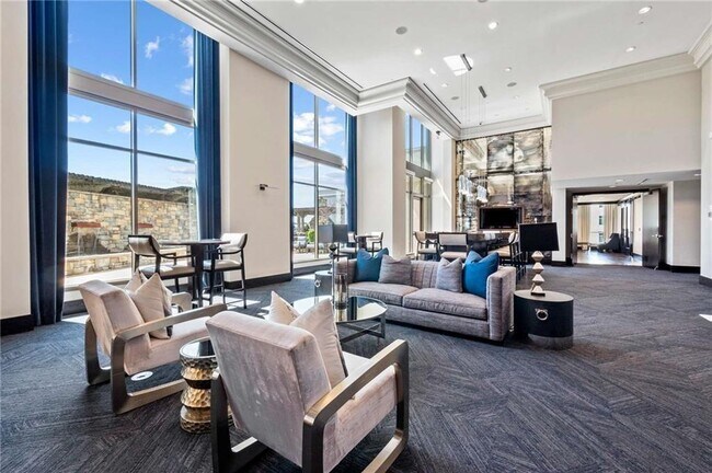 Building Photo - 270 17th St NW