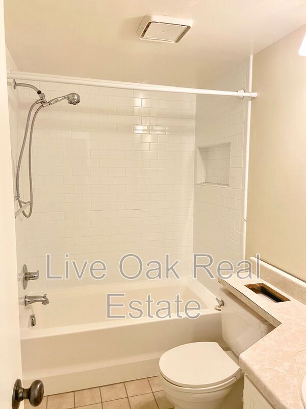 Building Photo - 4160 Thalia Station Cir