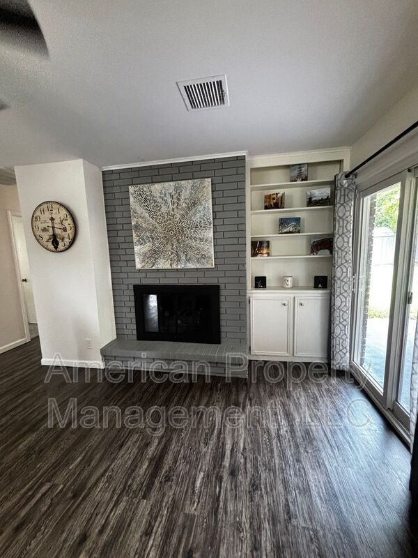Building Photo - 5228 S 75th E Ave
