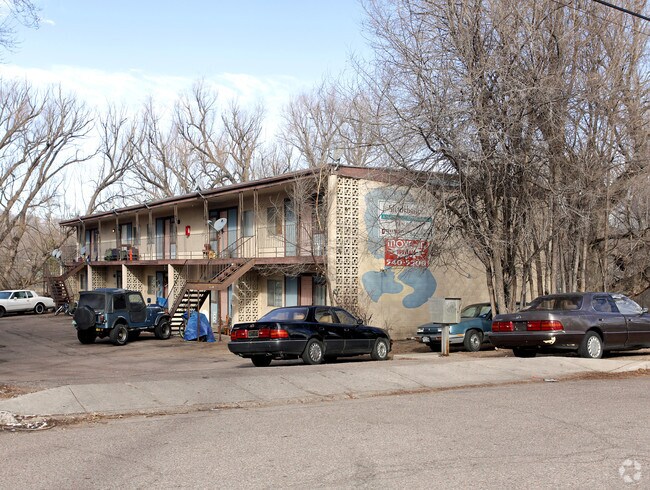 Primary Photo - Shadybrook Apartments