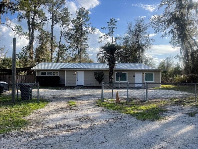 Building Photo - 211 NW Hwy 441