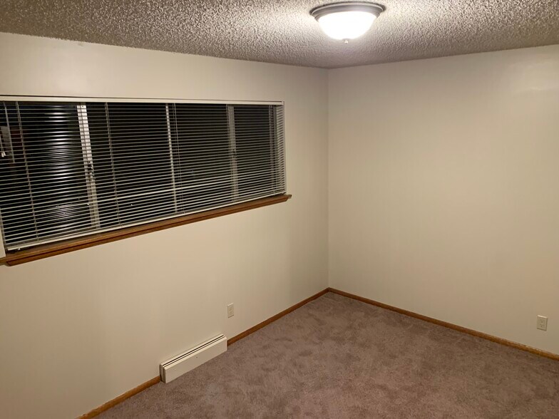Bedroom2.1 - 9286 50th Ave S