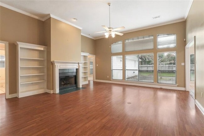 Building Photo - 158 Woodruff Dr