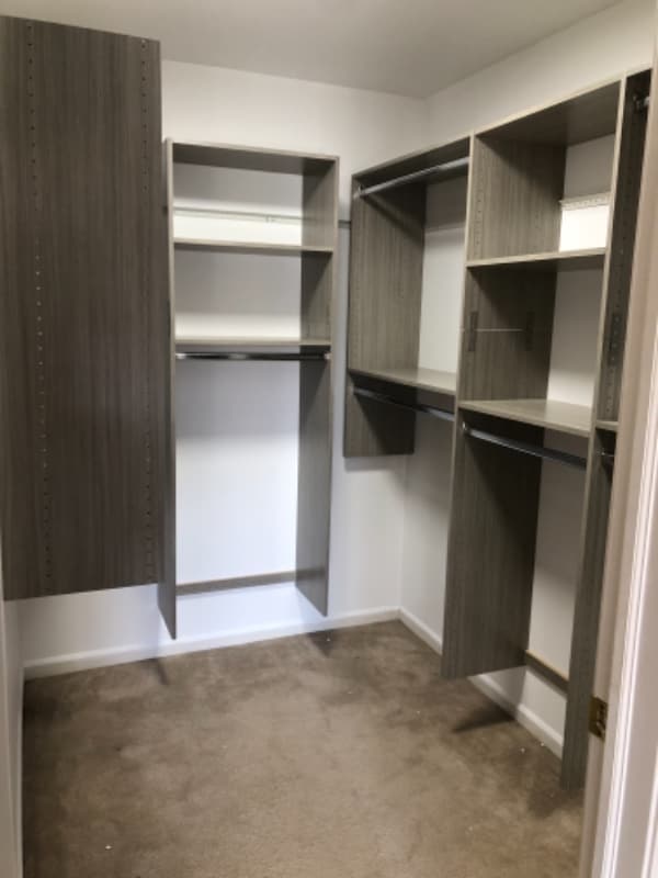 Building Photo - 51761 Adler Park Dr W