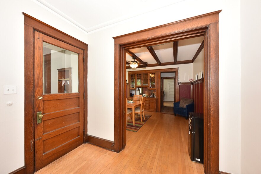 Entrance - 2853 N Murray Ave