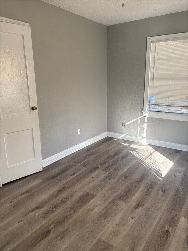 Building Photo - 1503 16th St