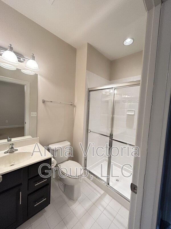 Building Photo - 617 Sprintsail Way