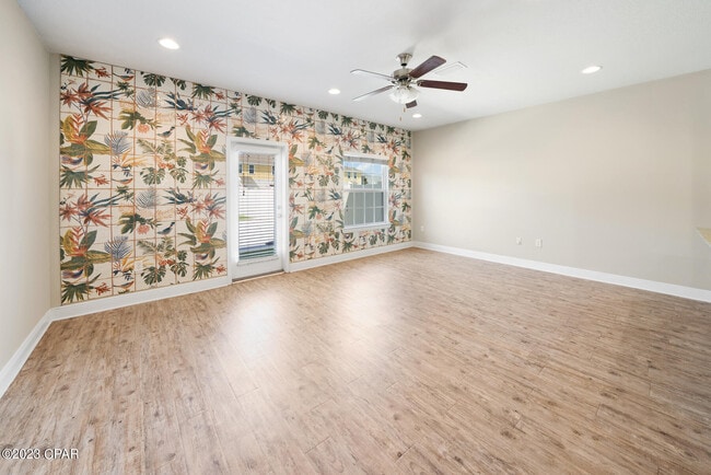 Building Photo - 324 Sand Oak Blvd