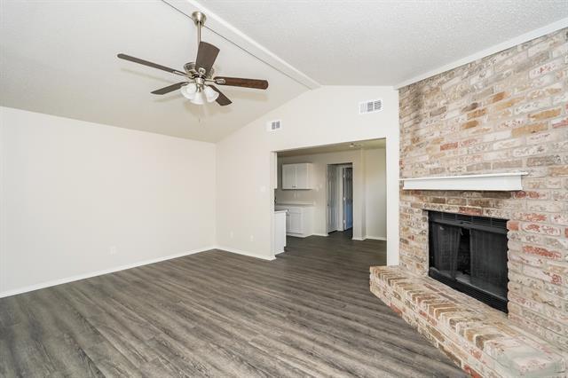 Building Photo - 2336 Markland St