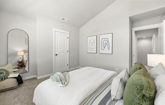 Building Photo - Brand New & Beautiful !  Holt Home-3 BR 2....