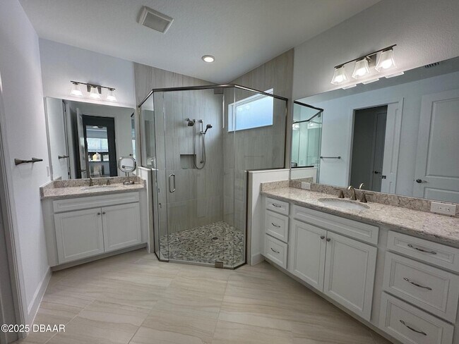 Building Photo - 725 Margaritaville Ave