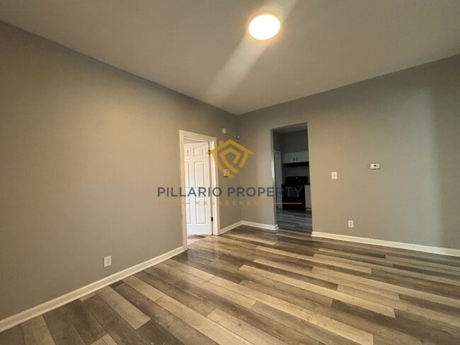 Building Photo - 3662 Graceland Ave