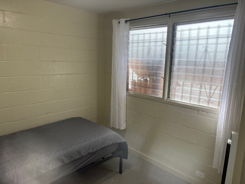 Building Photo - 1238 Rycroft St