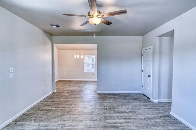 Building Photo - 2723 Varenna Ln
