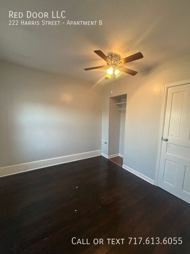 Building Photo - 222 Harris St