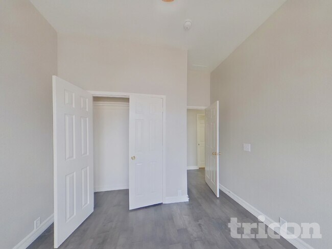 Building Photo - 4021 Chinaberry Dr