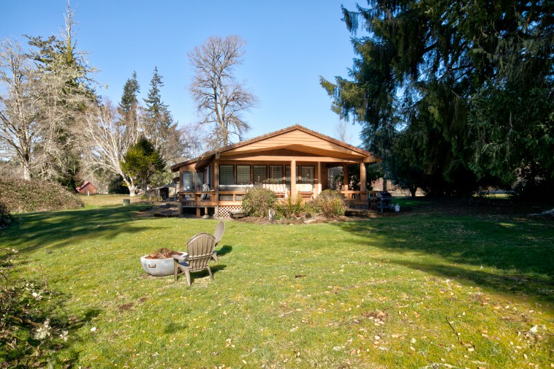 Building Photo - 2498 Fowler Rd