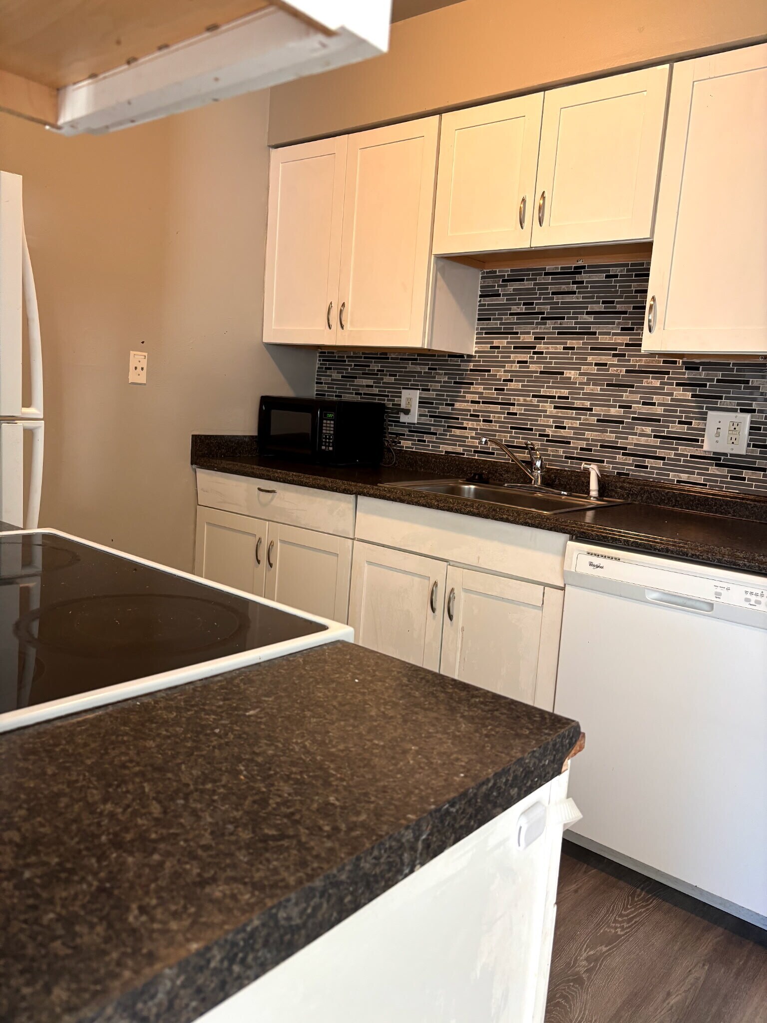 Building Photo - 5995 W Hampden Ave