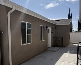 Building Photo - 14018 Hubbard St