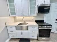 Building Photo - Fully Furnished Studio Near Nugget