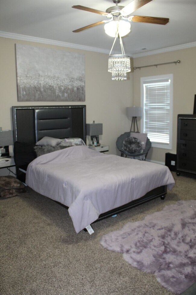 Building Photo - 134 Princess Dr