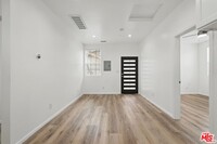 Building Photo - 5017 Cimarron St