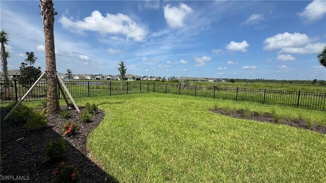Building Photo - 17710 Shade Tree Loop