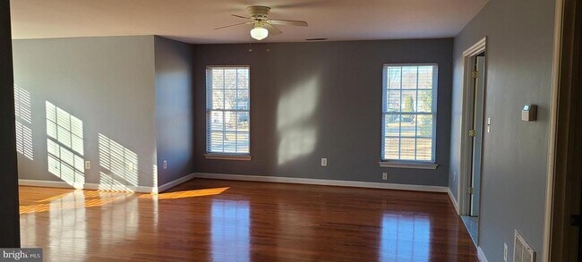 Building Photo - 15309 Lions Den Rd