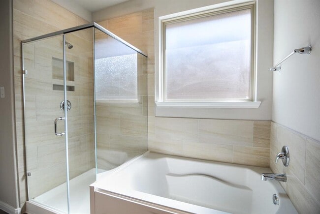 Building Photo - 12173 Pearl Bay Ln