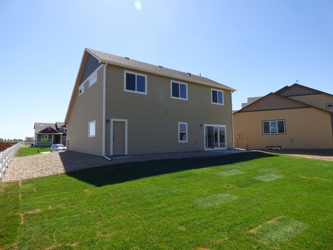 Building Photo - Two Story, 3 Bedroom Home in Village East Subdivision in Windsor
