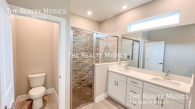 Building Photo - 256 Gladiola Ct