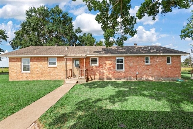 Building Photo - 28792 Waller Gladish Rd