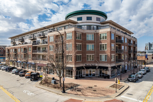 Primary Photo - The Emerson at Village Centre