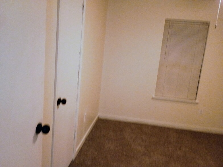 Building Photo - 1478 Bass Ave