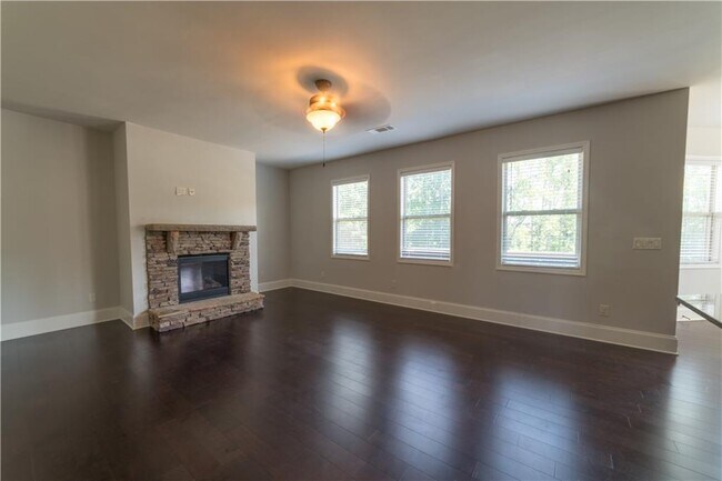 Building Photo - 7445 Oldbury Pl
