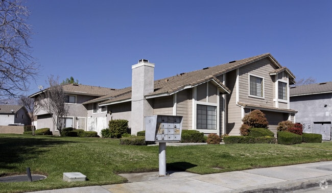Primary Photo - Convington Village
