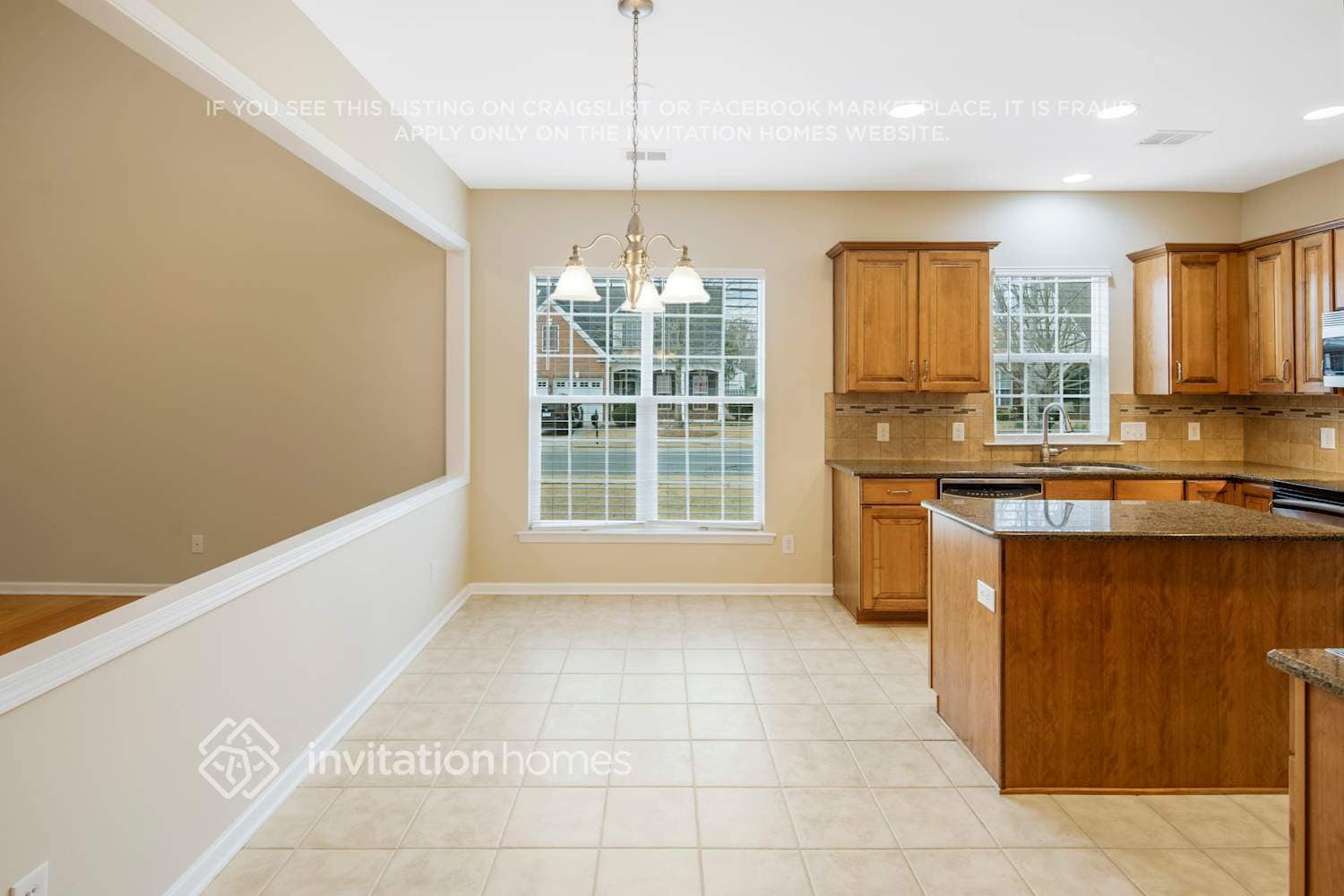 Building Photo - 6204 Woodland Commons Dr