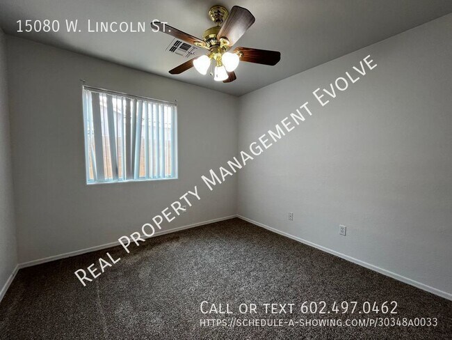 Building Photo - Goodyear Home With Lots of Amenities!!