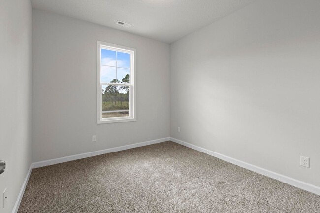 Building Photo - Townhouse For Rent in Holly Ridge