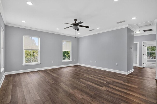 Building Photo - 2839 SW 87th Dr