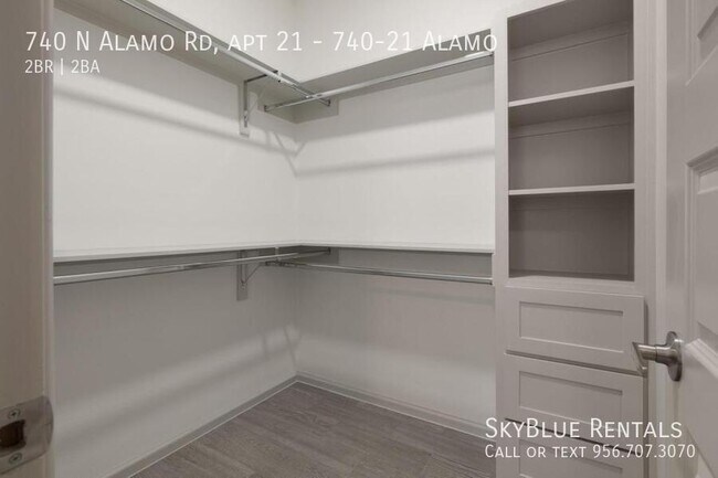 Building Photo - 740 N Alamo Rd