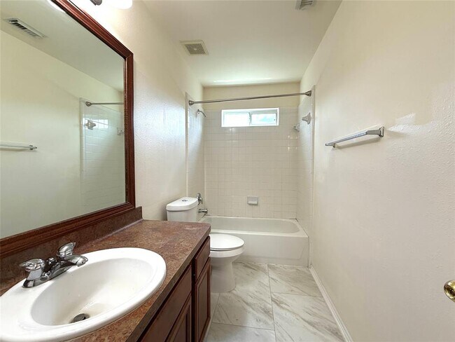 Building Photo - 10102 Sweet Olive Way