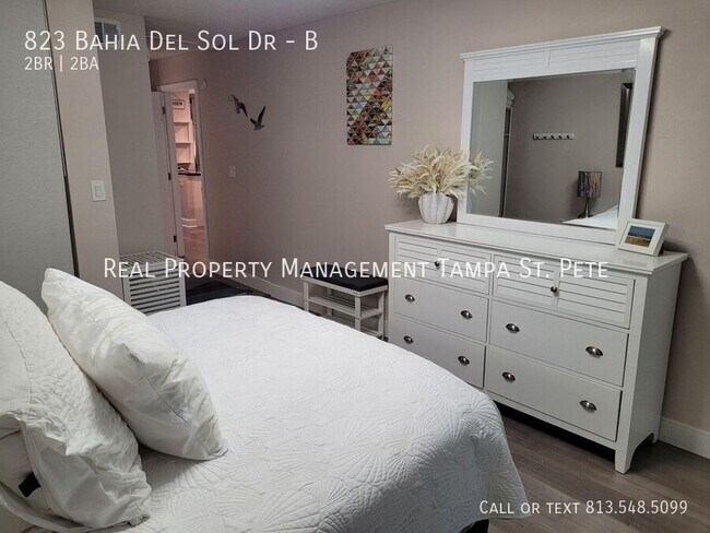 Building Photo - 823 Bahia Del Sol Dr