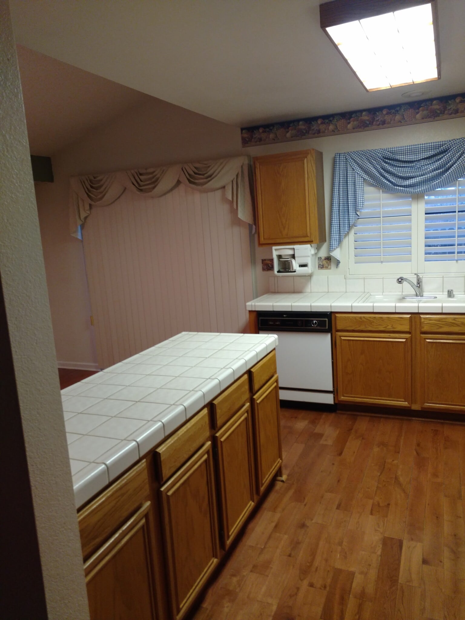 Building Photo - 1092 McGee Drive