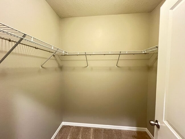 Building Photo - Beautiful, 3 Bedroom Home!!